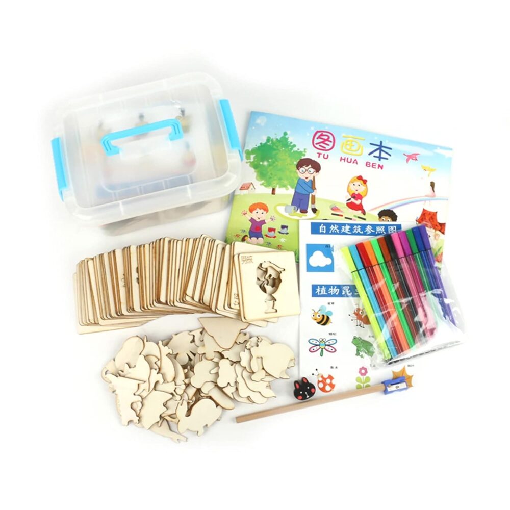 set montessori cu 67 sabloane din lemn cu accesorii pentru desenat si colorat gonga