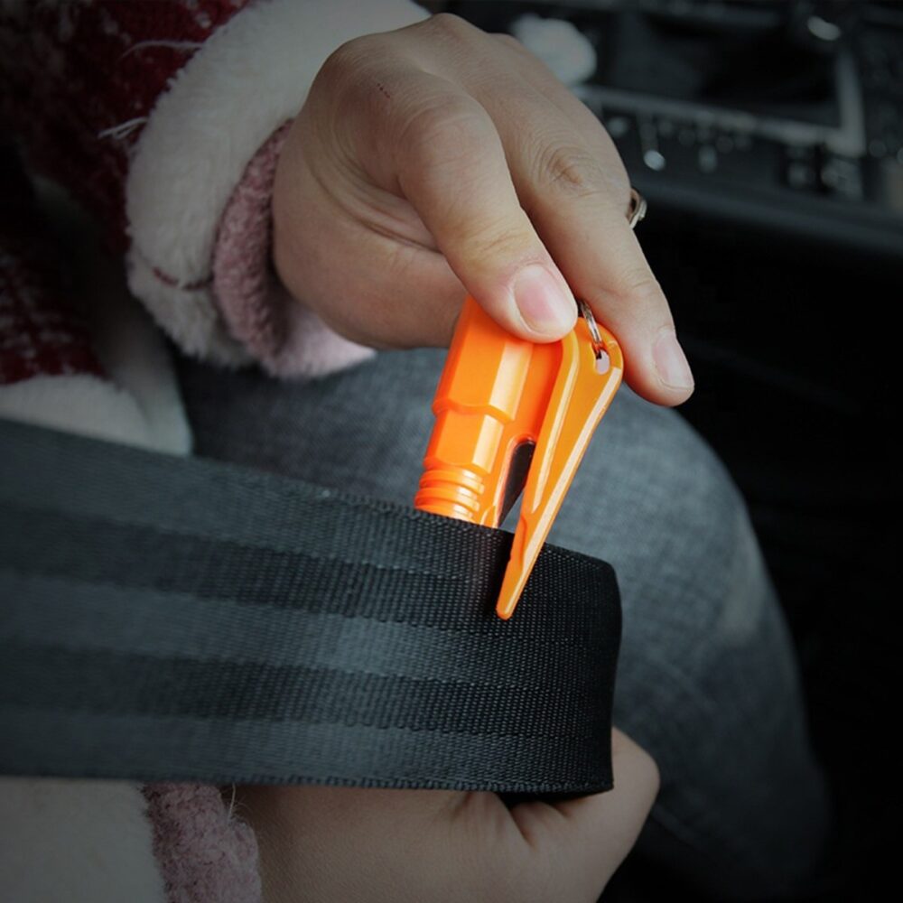 dispozitiv tip breloc 3in1 pentru spargere geam taiere centura fluierat 11